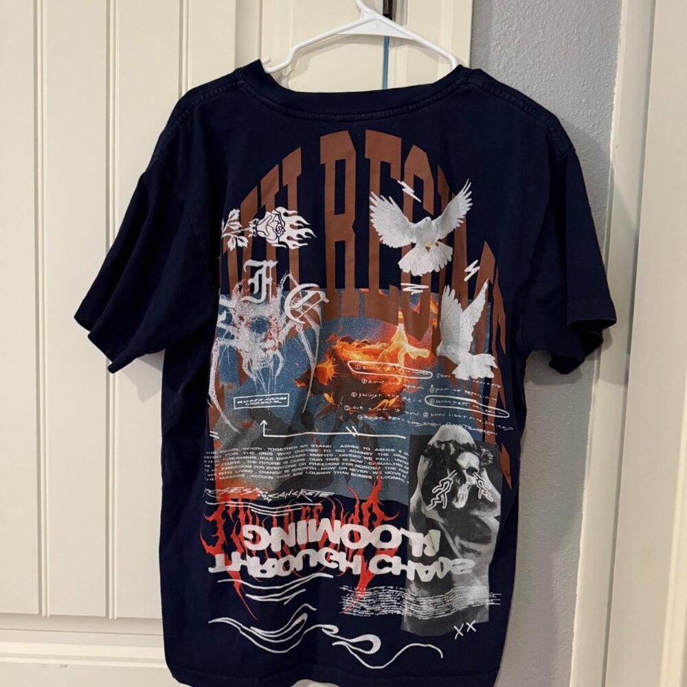 Civil Clothing Men's Navy and Blue T-shirt